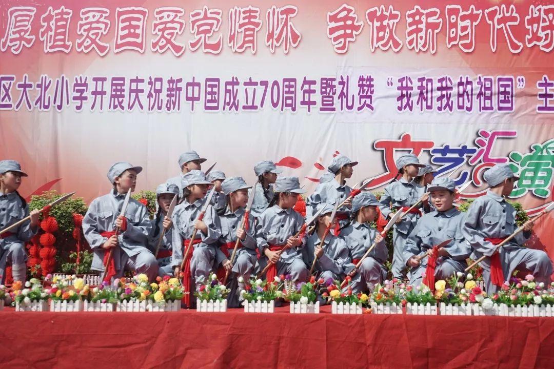 【两会·关注】李发艳代表：巩固脱贫攻坚成果 让村民挣钱的路子越来越宽